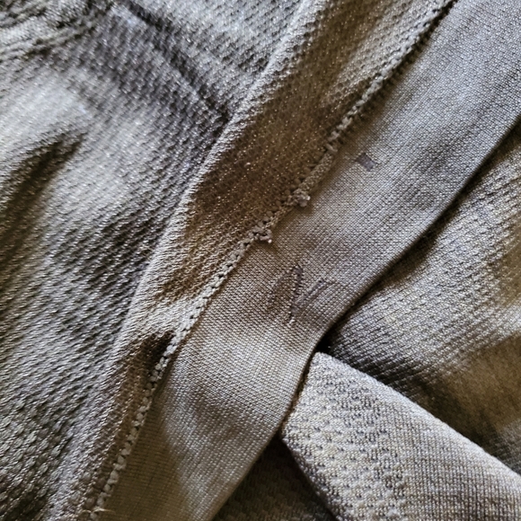 Lululemon Swiftly Tech Tank Army Green - Picture 2 of 5